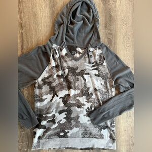 Bar III, 100% Cotton Gray Camo Lightweight Hoodie Size L